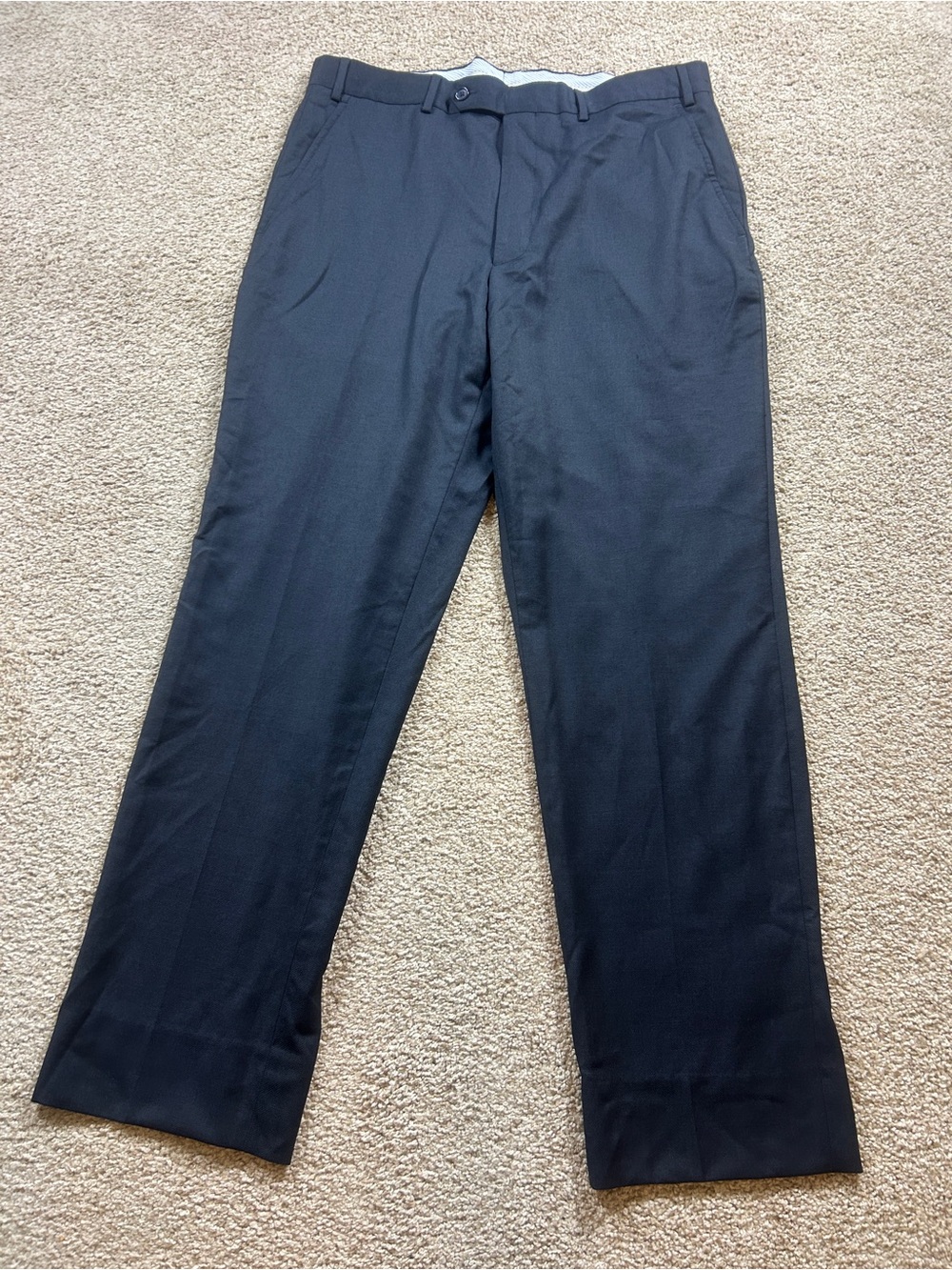 Kirkland Signature Men’s Dress Pants 36x32 Black Made in Italy Wool Blend